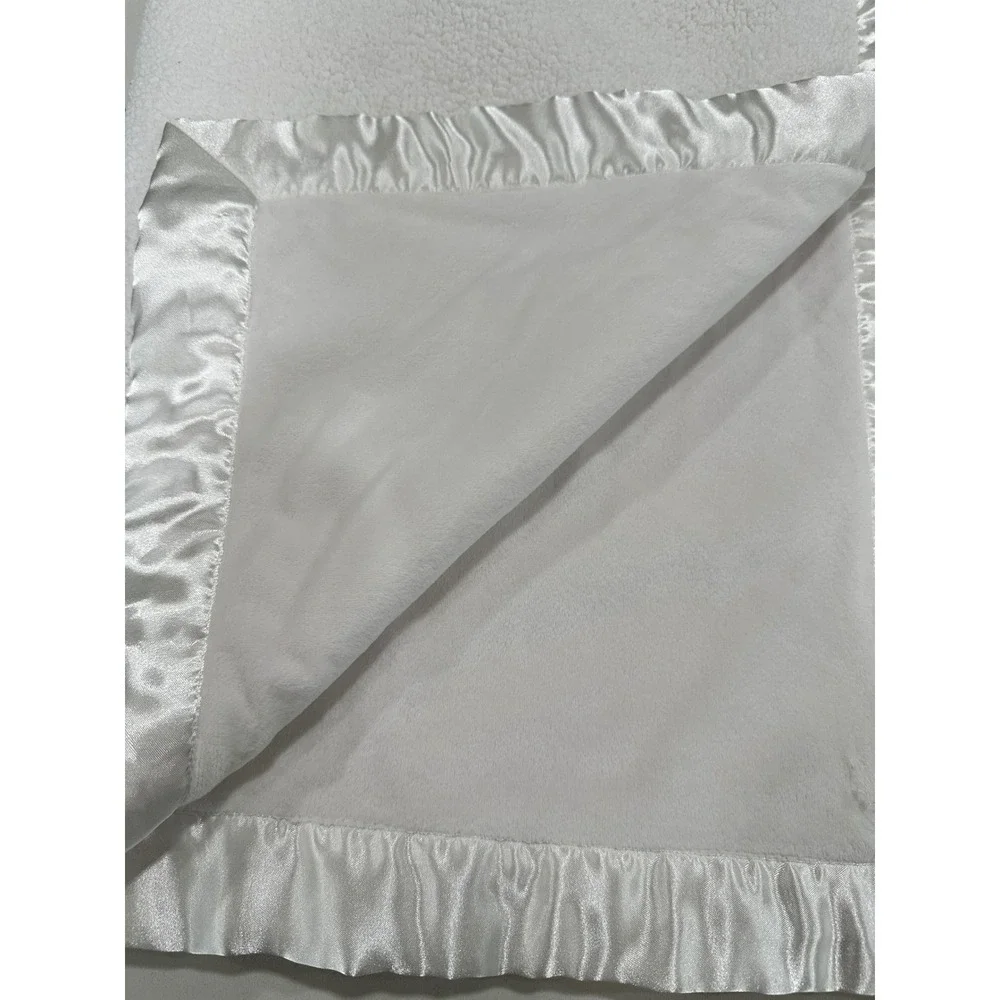 Child of Mine by‎ Carters White Sherpa Baby Blanket Thank Heaven For Little Ones